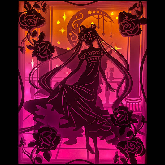 Sailor Moon, Naoko Takeuchi, Usagi Tsukino, Princesse Serenity, Silver Millennium, Crystal Tokyo, guerrières Sailor, Luna, Tuxedo Mask, Chibiusa, manga culte, anime culte, shoujo magique, lune et étoiles, sceptre lunaire, transformation magique, univers féerique, héroïne culte, années 90, art japonais, tableau lumineux, lightbox, shadowbox, cadre lumineux, papier découpé, art lumineux, décoration murale, idée cadeau manga, déco romantique, cadeau fan Sailor Moon