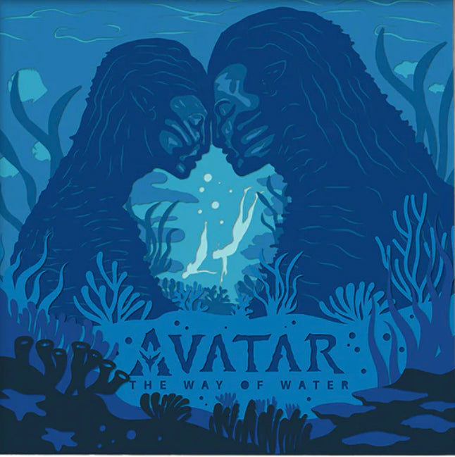 Avatar, Avatar 2, The Way of Water, James Cameron, Pandora, Na’vi, Neytiri, Jake Sully, univers aquatique, monde sous-marin, film culte, science-fiction, saga Avatar, décor féérique, nature extraterrestre, Océan Pandora, créatures marines, cinéma épique, blockbuster, tableau lumineux, lightbox, shadowbox, cadre lumineux, décoration murale, papier découpé, art lumineux, cadeau geek, idée cadeau cinéma, déco Avatar