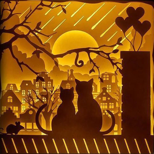 chats amoureux, silhouettes de chats, couple de chats, chat et lune, animaux romantiques, nuit étoilée, coucher de soleil, décoration féline, tableau lumineux, lightbox, shadowbox, cadre lumineux, papier découpé, art lumineux, déco romantique, idée cadeau amoureux, déco maison, univers poétique, ambiance chaleureuse, déco féerique, animaux de compagnie, art romantique, déco originale, cadeau Saint-Valentin