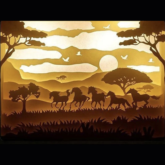 chevaux sauvages, troupeau de chevaux, chevaux en liberté, savane africaine, coucher de soleil, silhouettes chevaux, décor nature sauvage, chevaux galopant, animaux majestueux, scène équestre, tableau lumineux chevaux, lightbox chevaux, shadowbox chevaux, papier découpé, décoration murale équestre, idée cadeau cavalier, déco animaux, cadre lumineux chevaux, art lumineux chevaux