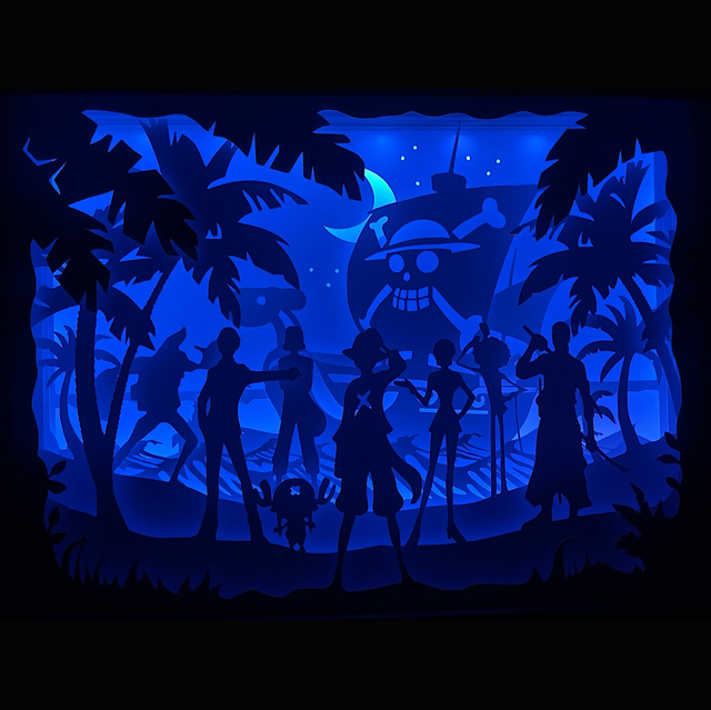 One Piece, Eiichiro Oda, manga culte, anime culte, Luffy, Zoro, Nami, Usopp, Sanji, Chopper, Robin, Franky, Brook, Jinbe, équipage du chapeau de paille, Mugiwara, Thousand Sunny, Going Merry, Grand Line, Nouveau Monde, île tropicale, pirates, trésor One Piece, aventure maritime, univers fantastique, tableau lumineux, lightbox, shadowbox, cadre lumineux, papier découpé, art lumineux, décoration murale, idée cadeau manga, déco geek, cadeau otaku