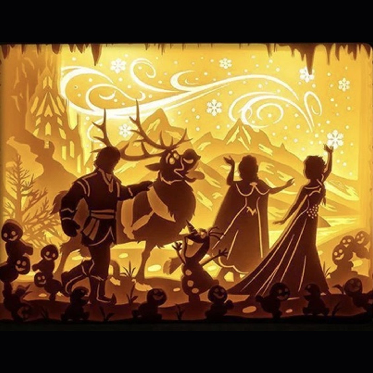 La Reine des Neiges, Frozen, Disney, Elsa, Anna, Olaf, Kristoff, Sven, Arendelle, château de glace, univers féerique, magie glacée, film d’animation culte, conte de fées, dessin animé Disney, héros Disney, princesse Disney, neige enchantée, personnages Frozen, Let it Go, aventure magique, tableau lumineux, lightbox, shadowbox, cadre lumineux, papier découpé, art lumineux, décoration murale, idée cadeau Disney, déco féerique, cadeau fan Disney