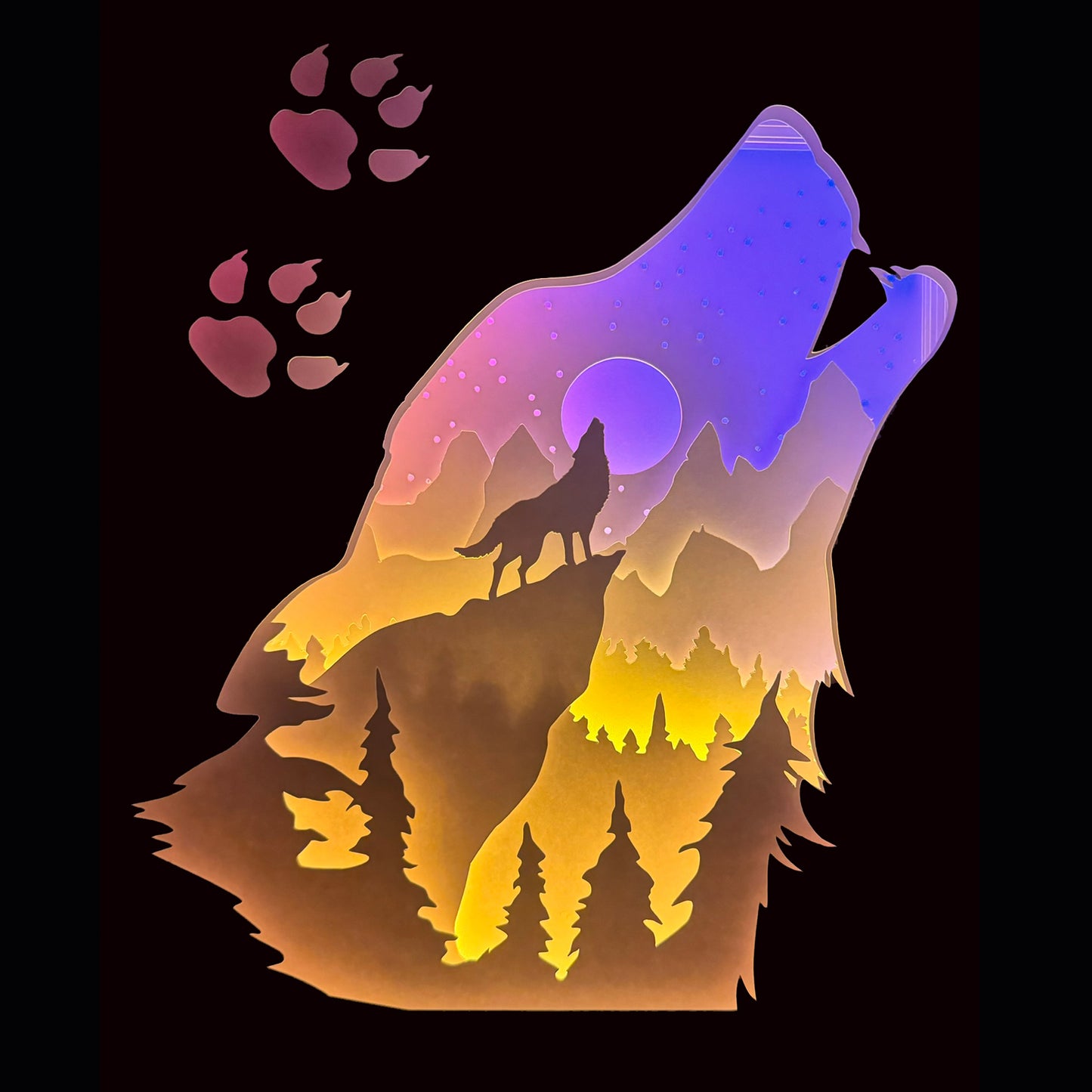 loup, loups, meute de loups, hurlement de loup, pleine lune, forêt enneigée, animal sauvage, prédateur, nature sauvage, animal totem, esprit du loup, symbole de liberté, univers mystique, montagne, faune sauvage, décor naturel, scène nocturne, tableau lumineux, lightbox, shadowbox, cadre lumineux, papier découpé, art lumineux, décoration murale, idée cadeau nature, déco spirituelle, ambiance féerique, cadeau animal totem